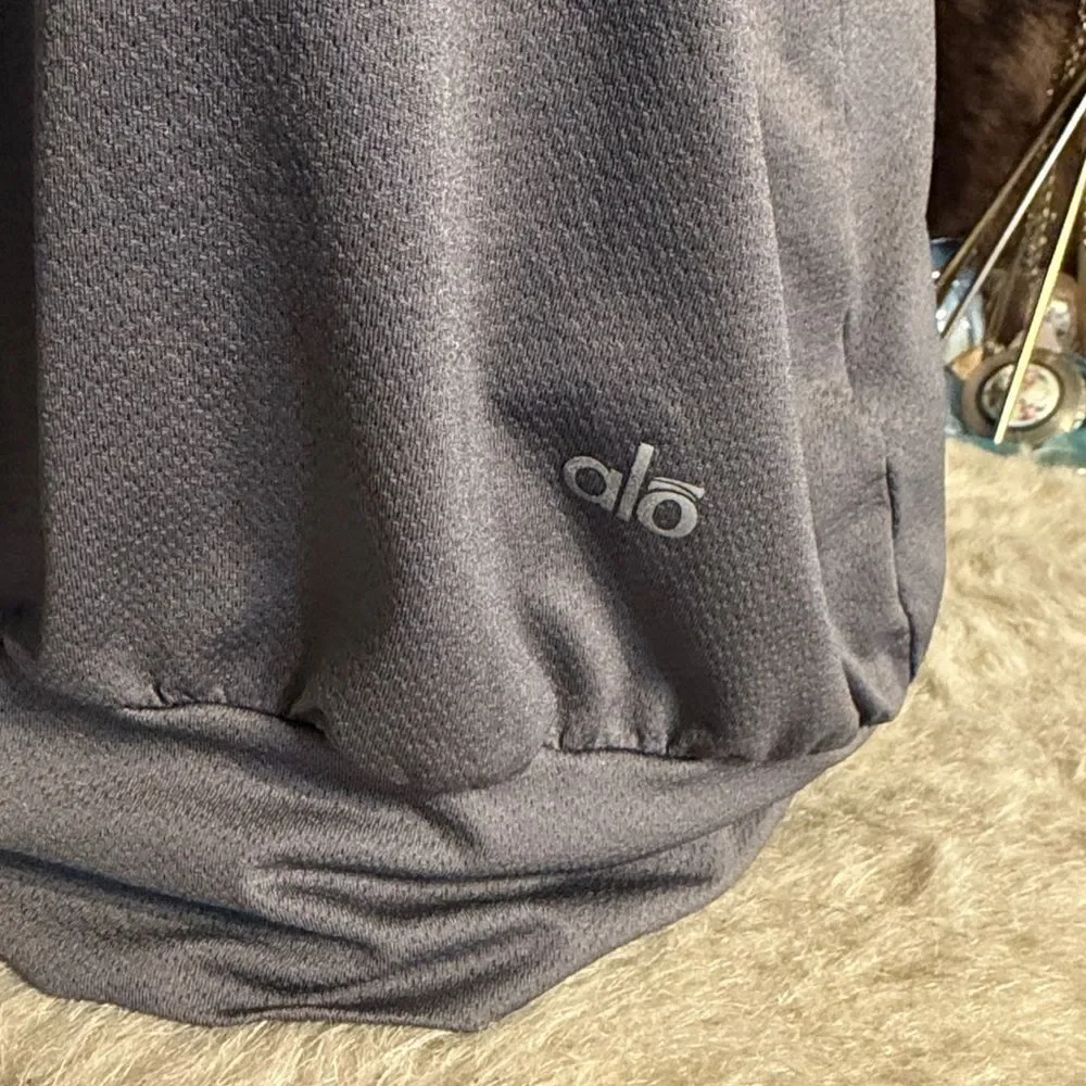 Gray and Yellow Women's Top M (6002)